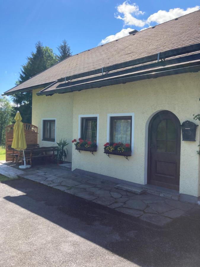 Fewo Reinhard Apartment Faistenau Exterior photo